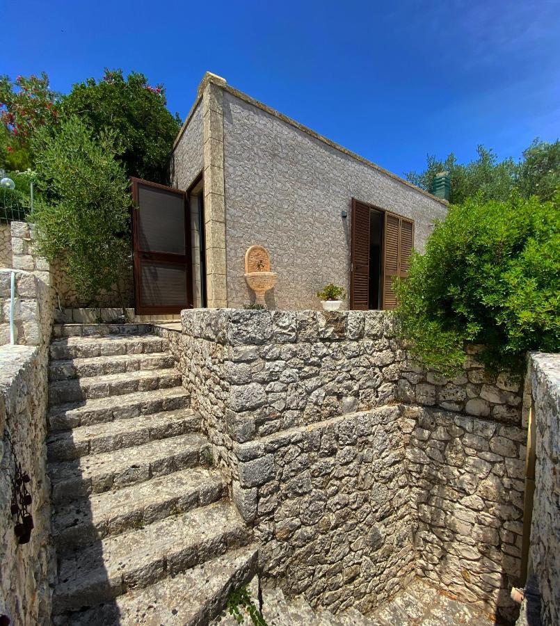 Stone Home - Sea & Landscape Marittima Luaran gambar