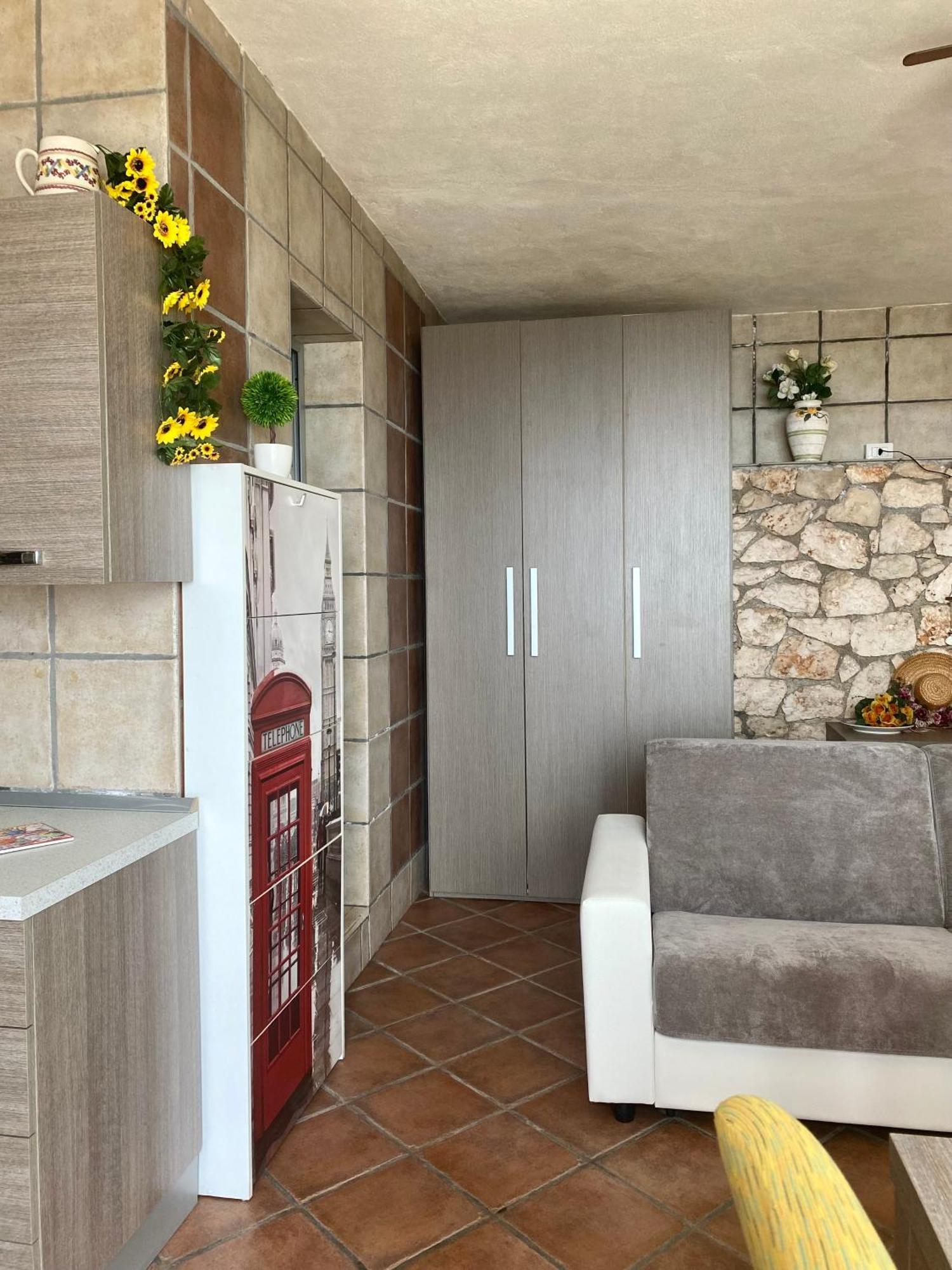 Stone Home - Sea & Landscape Marittima Luaran gambar
